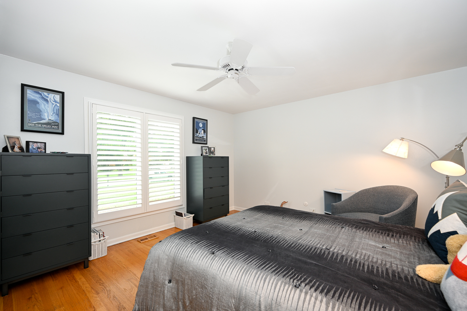 187 E Thompson Drive, Wheaton, IL 60189