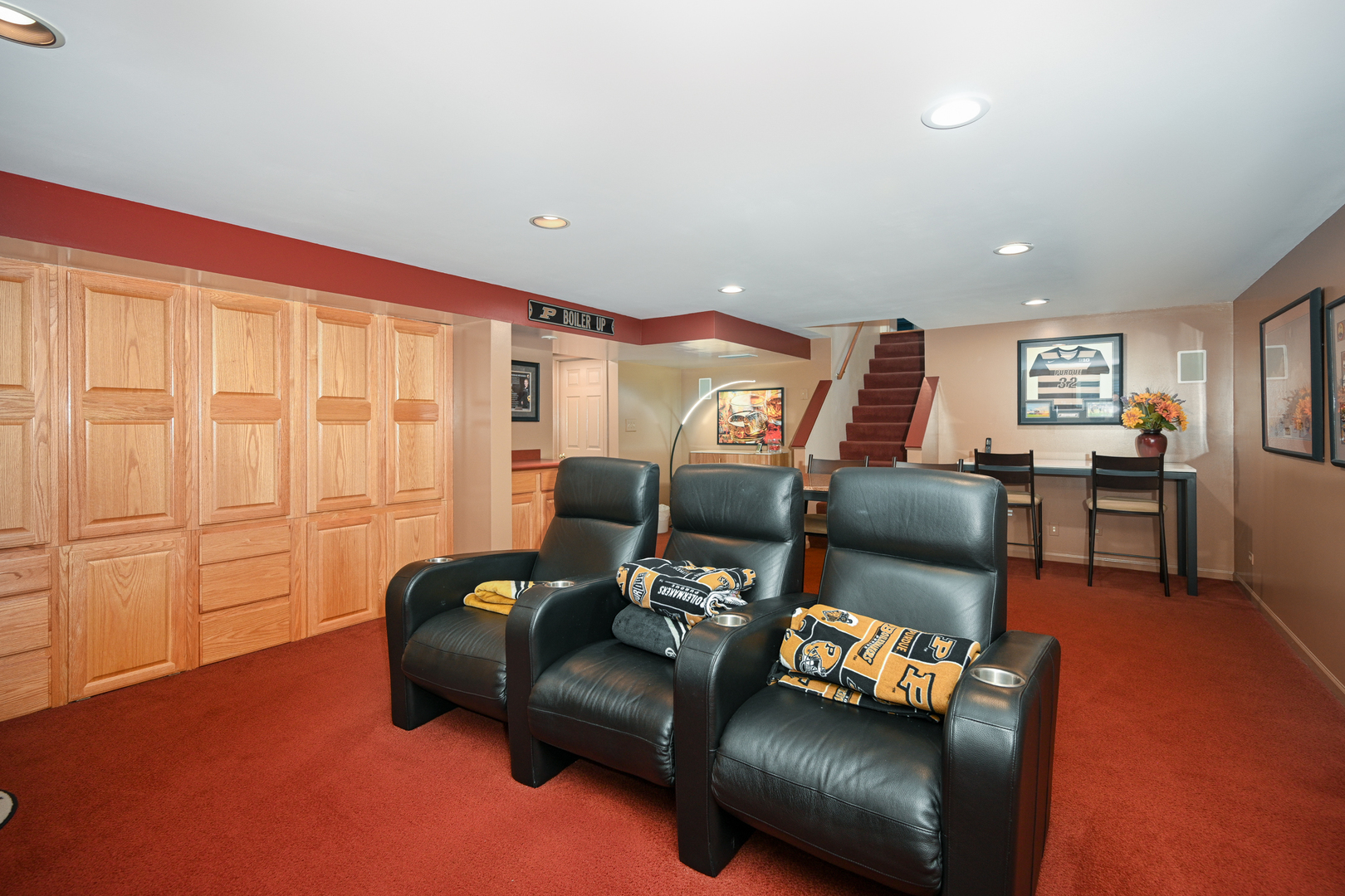 187 E Thompson Drive, Wheaton, IL 60189