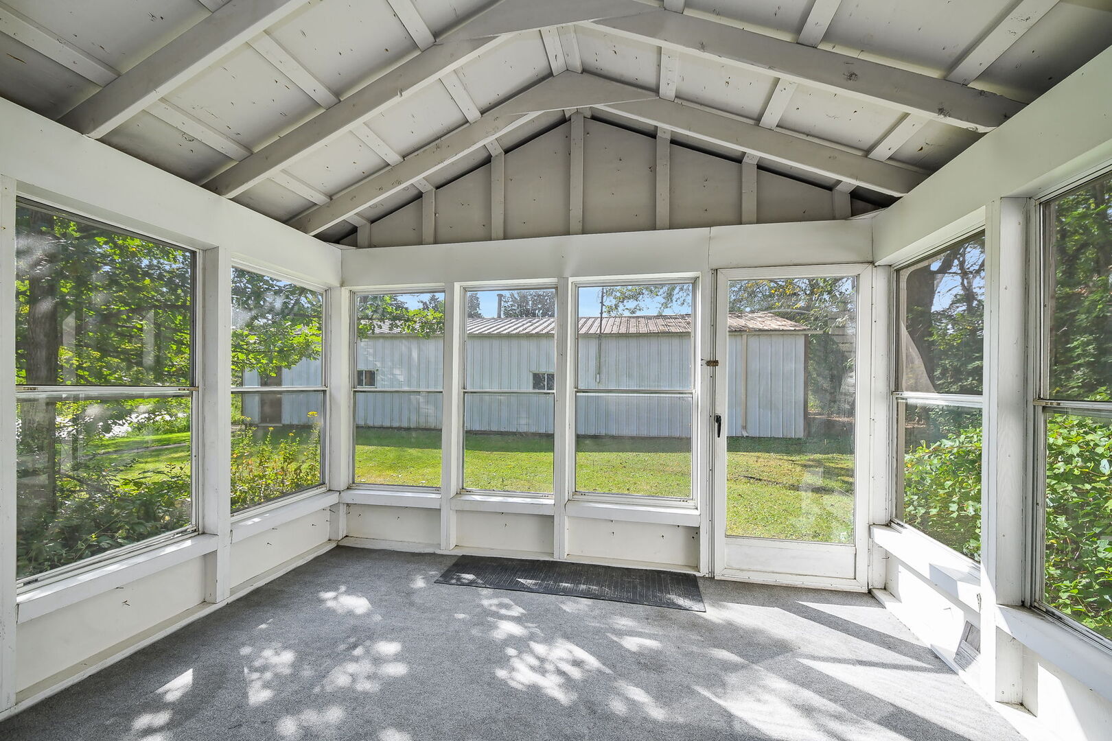 27W376 Hoy Road, Warrenville, IL 60555