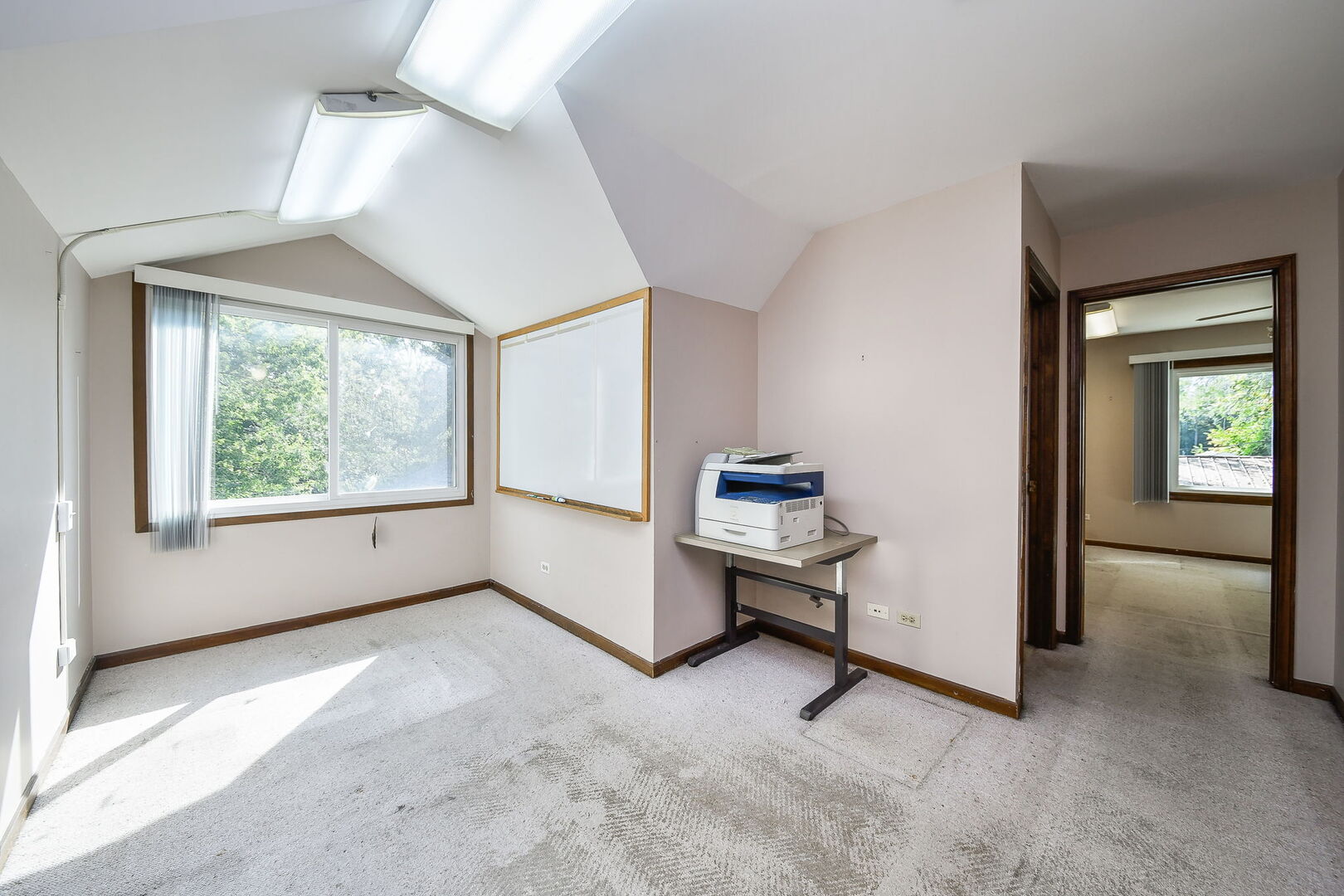 27W376 Hoy Road, Warrenville, IL 60555