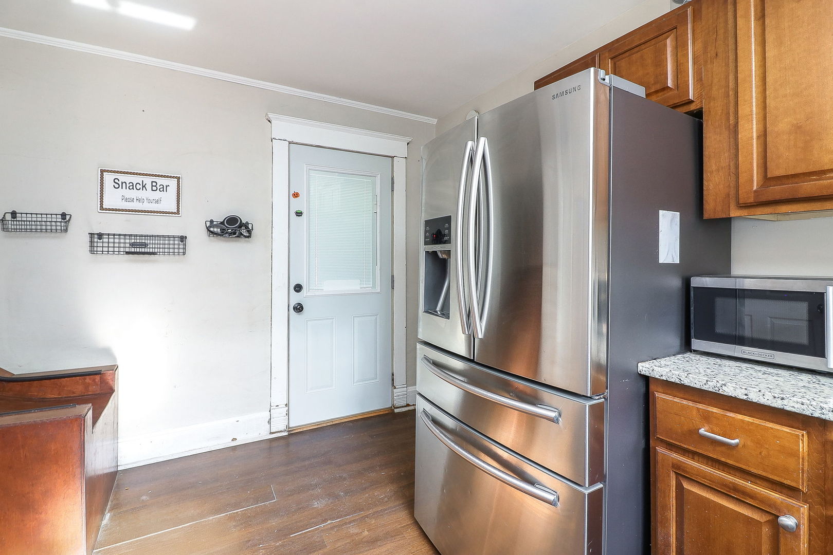301 E Van Emmon Street, Yorkville, IL 60560