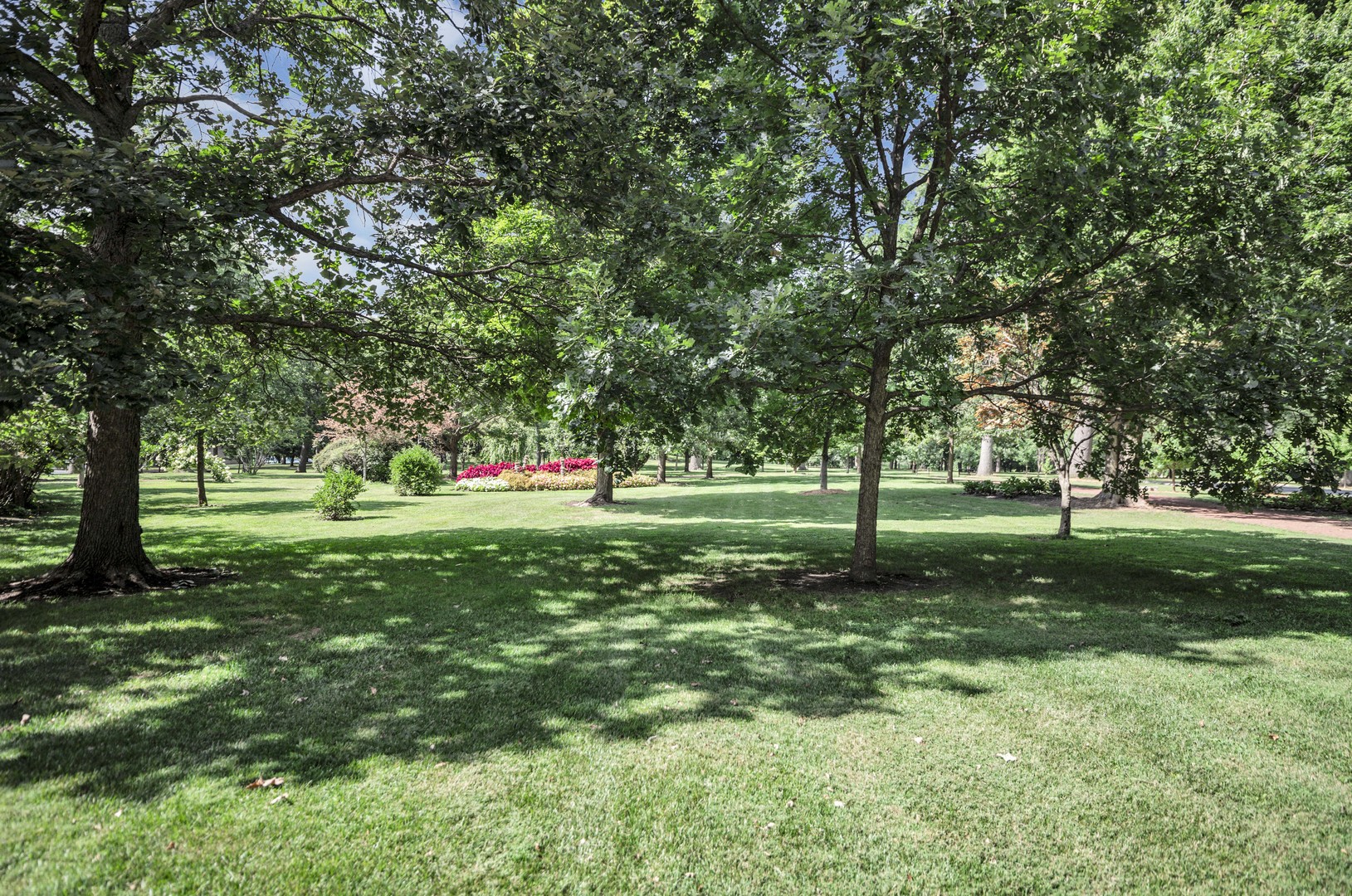 527 Fremont Street, West Chicago, IL 60185