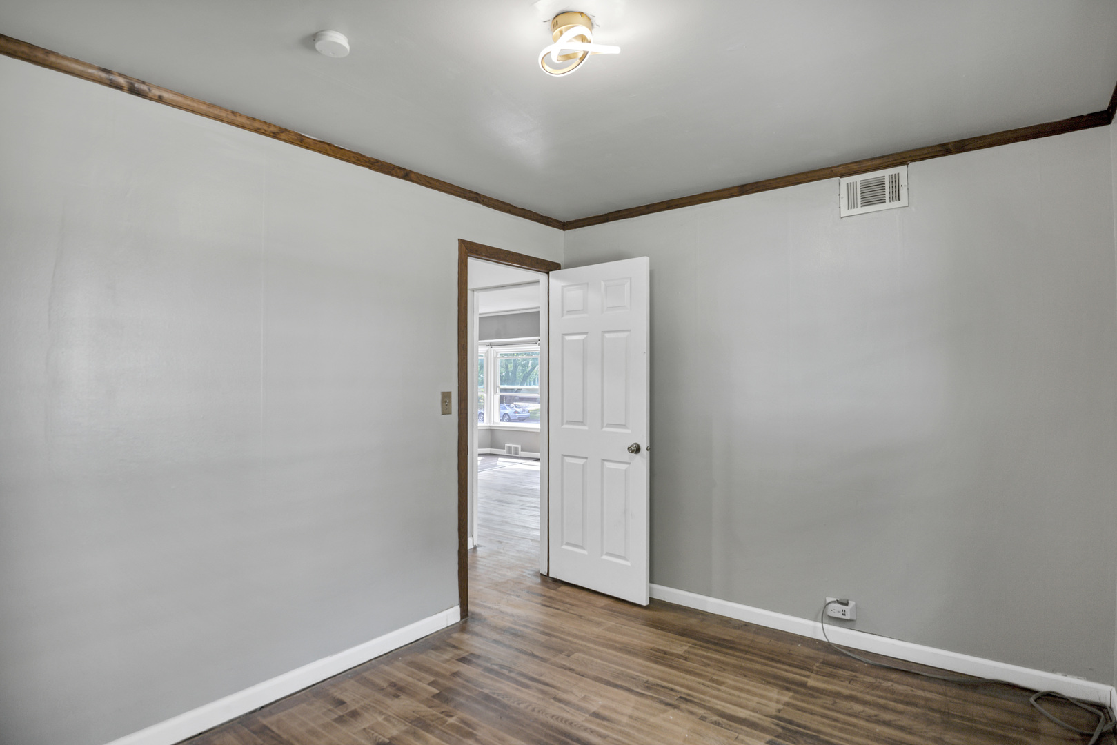 527 Fremont Street, West Chicago, IL 60185
