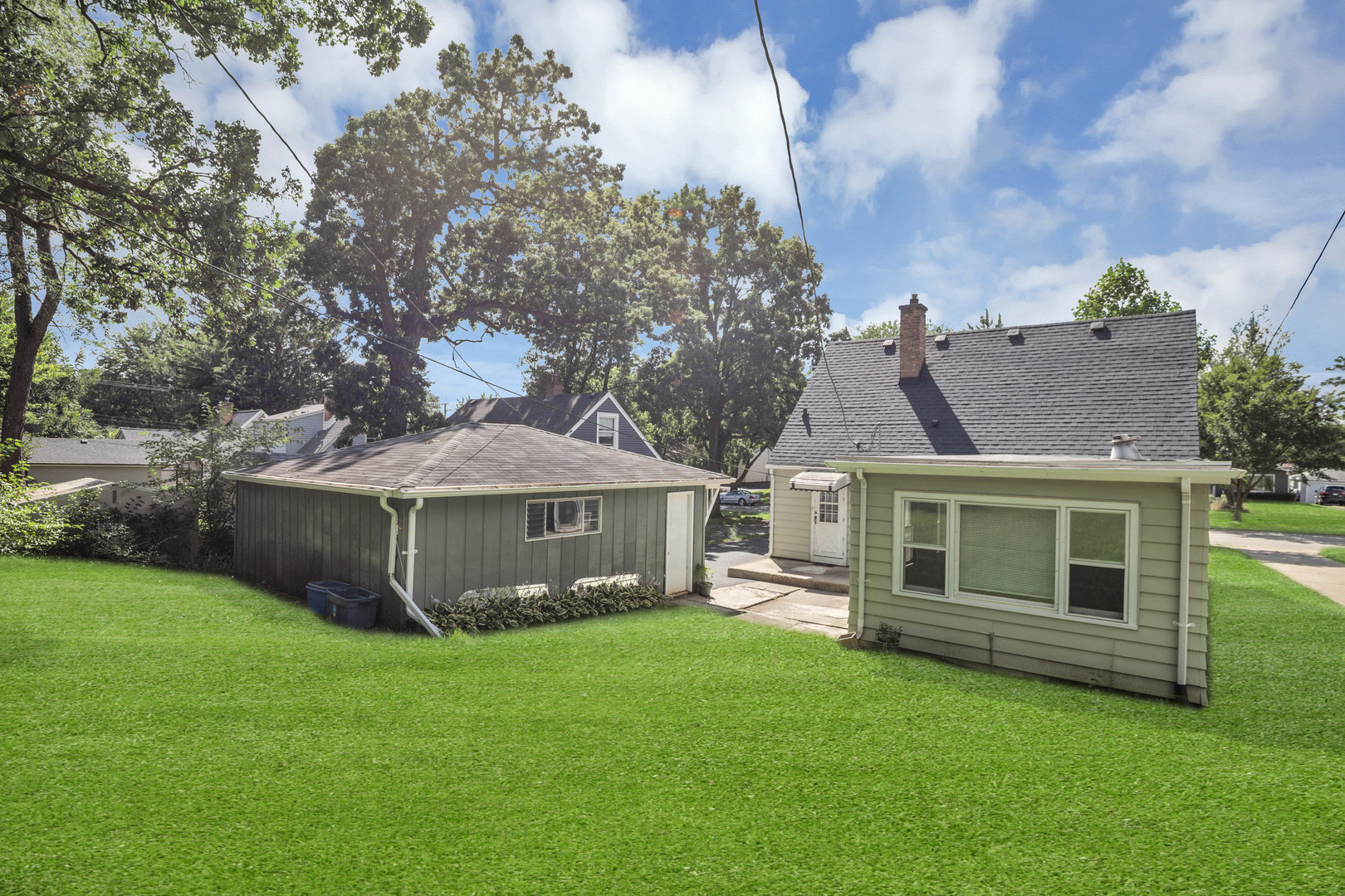 527 Fremont Street, West Chicago, IL 60185