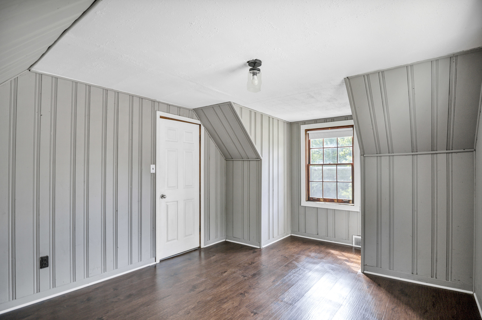527 Fremont Street, West Chicago, IL 60185