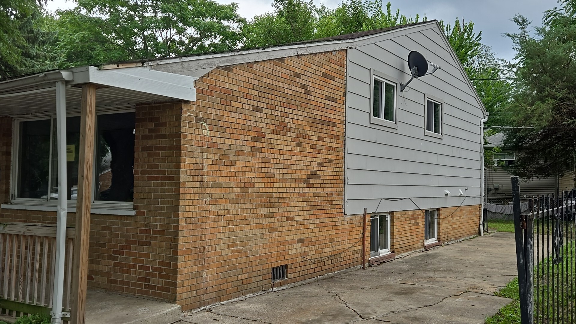 947 W 115th Place, Chicago, IL 60643