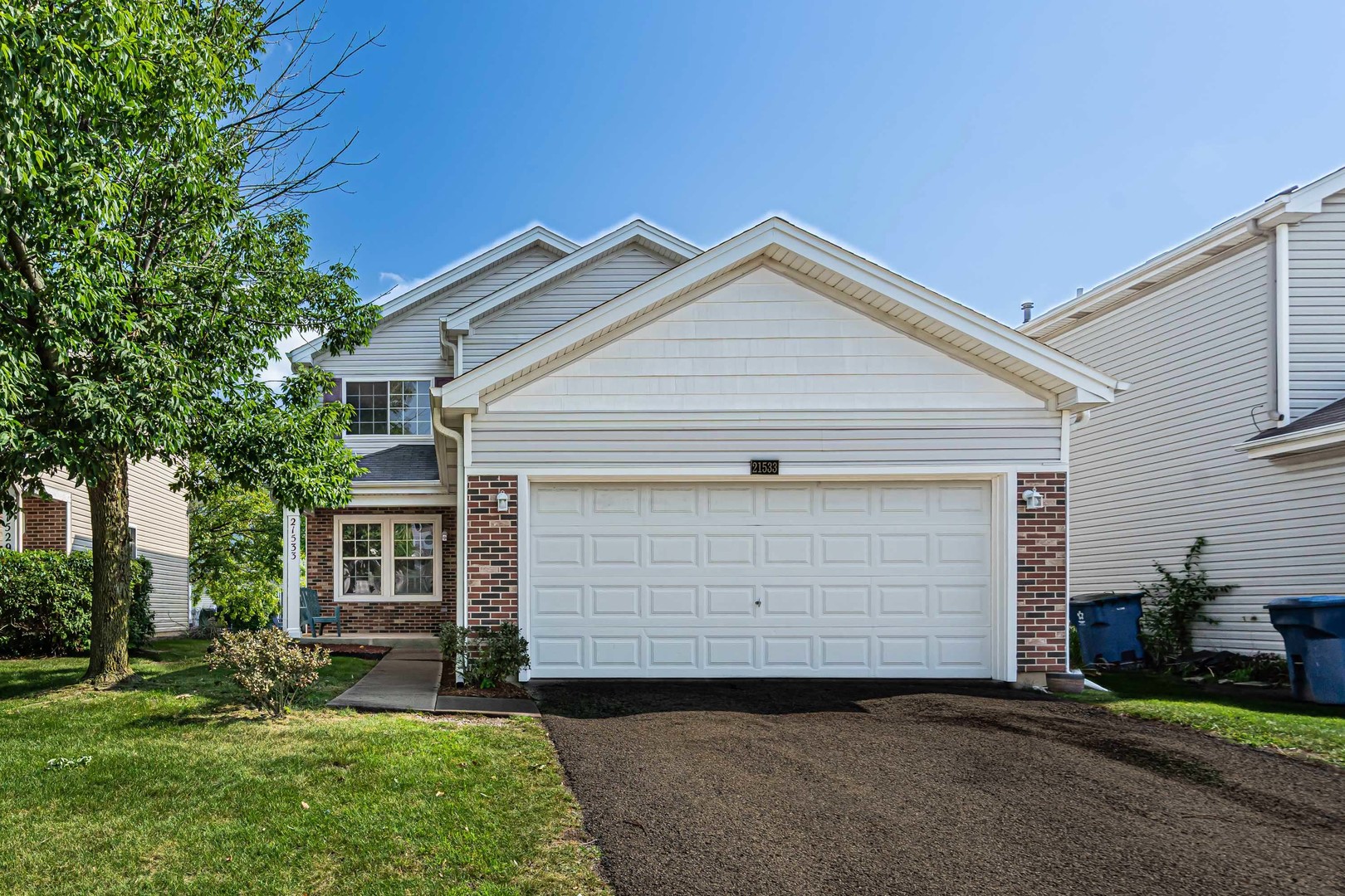21533 Cormorant Street, Crest Hill, IL 60403