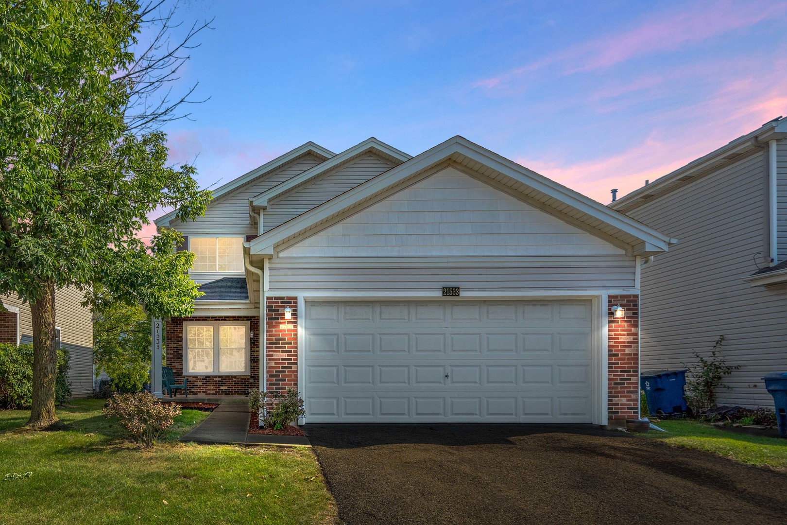 21533 Cormorant Street, Crest Hill, IL 60403