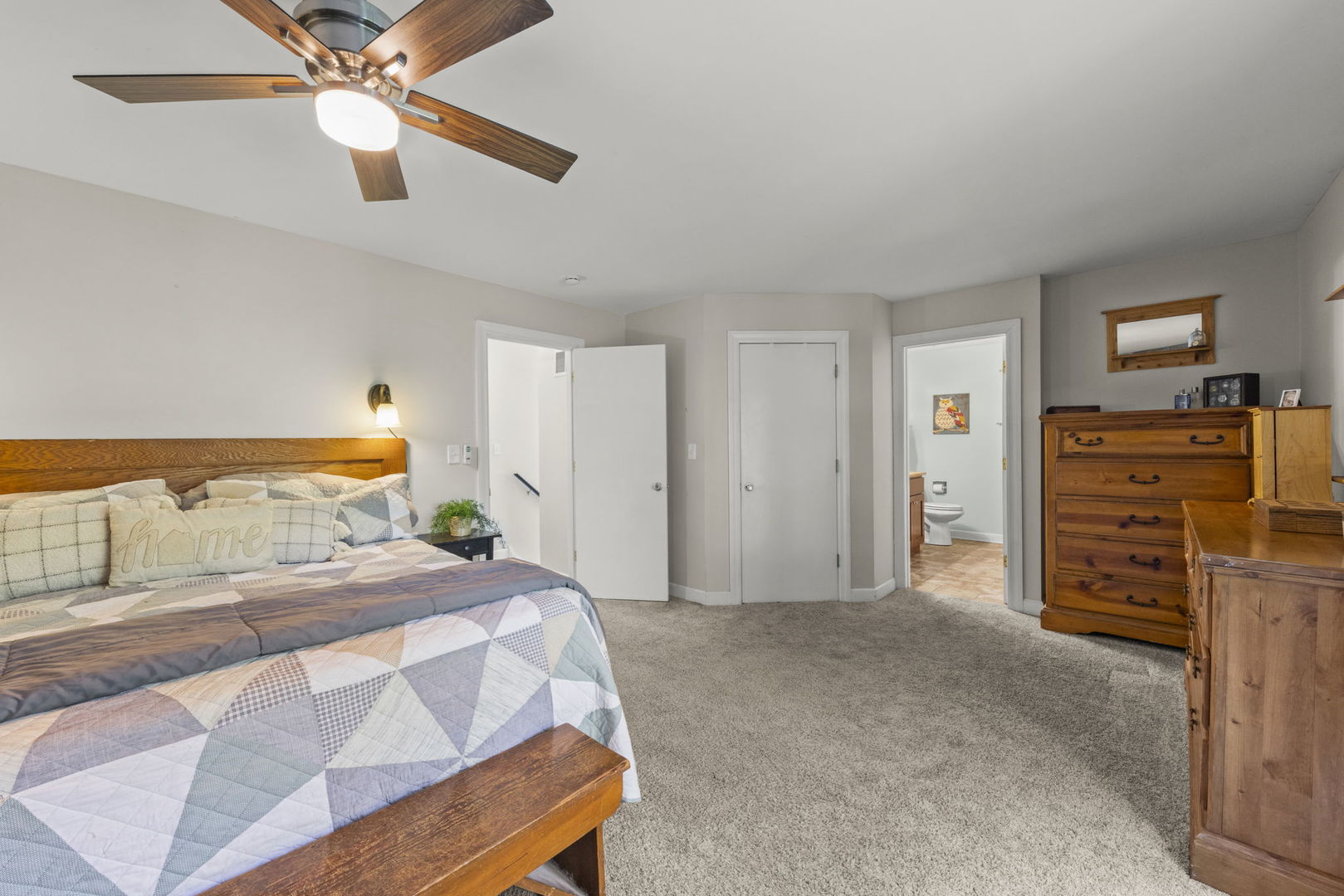 800 N Ashbury Avenue, Bolingbrook, IL 60440