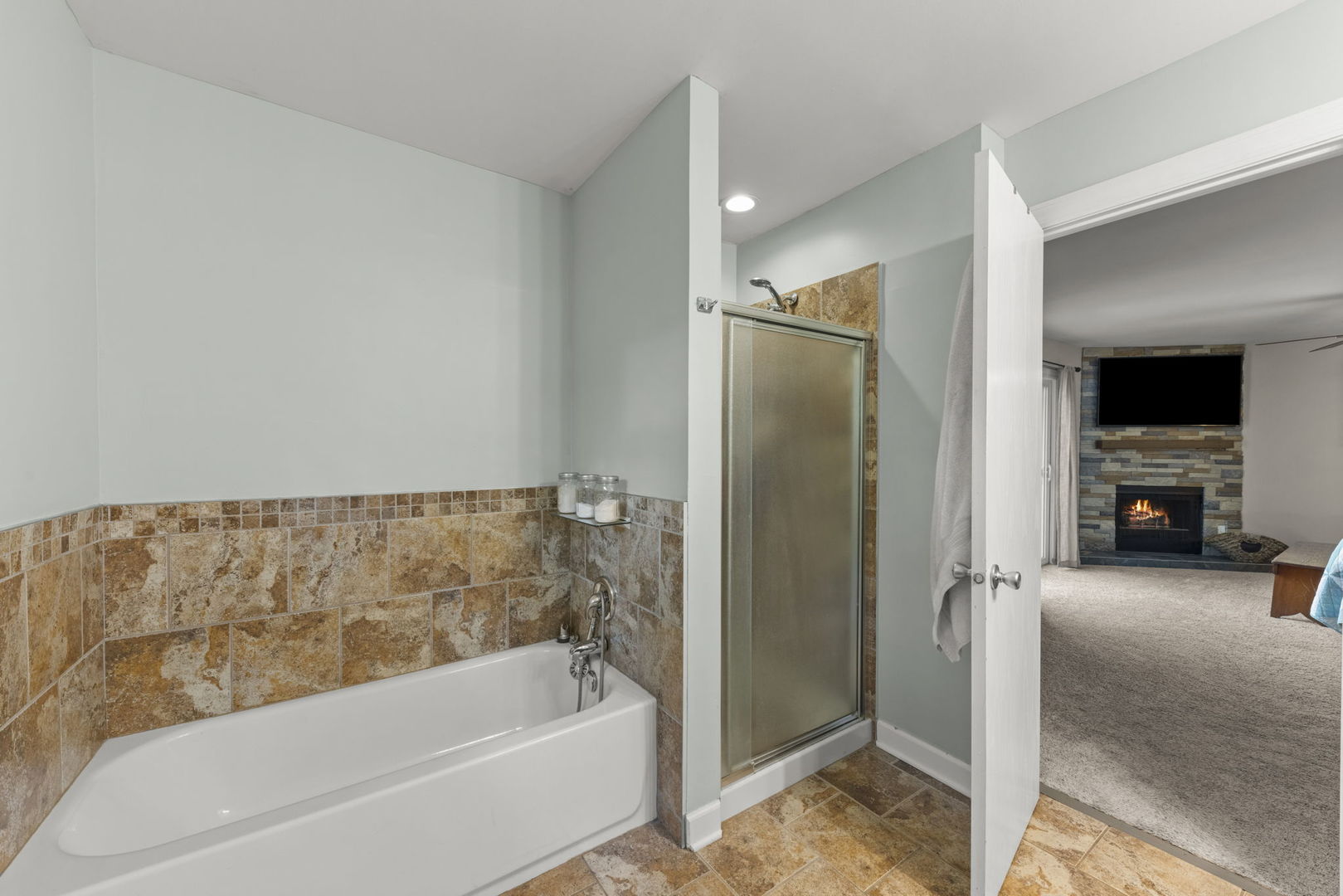 800 N Ashbury Avenue, Bolingbrook, IL 60440