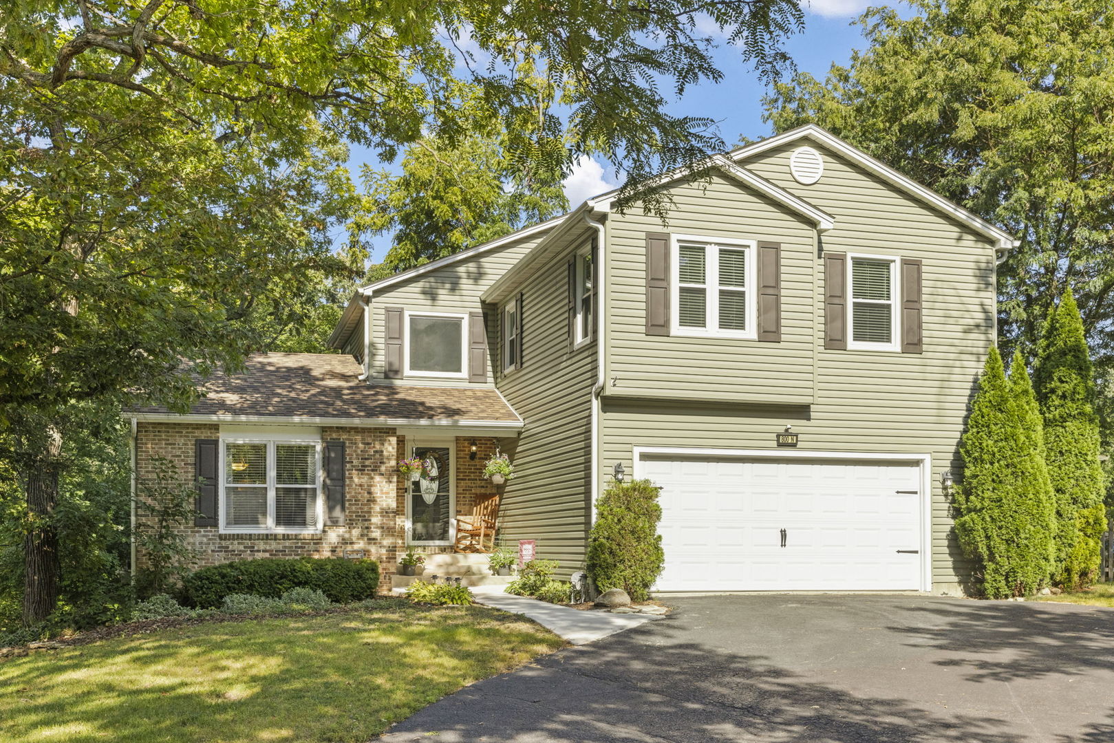 800 N Ashbury Avenue, Bolingbrook, IL 60440