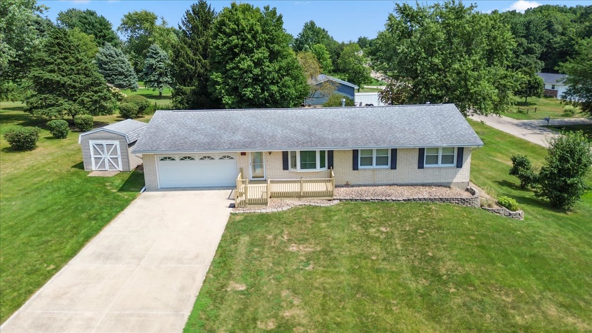 14513 Saturn Circle, Bloomington, IL 61705