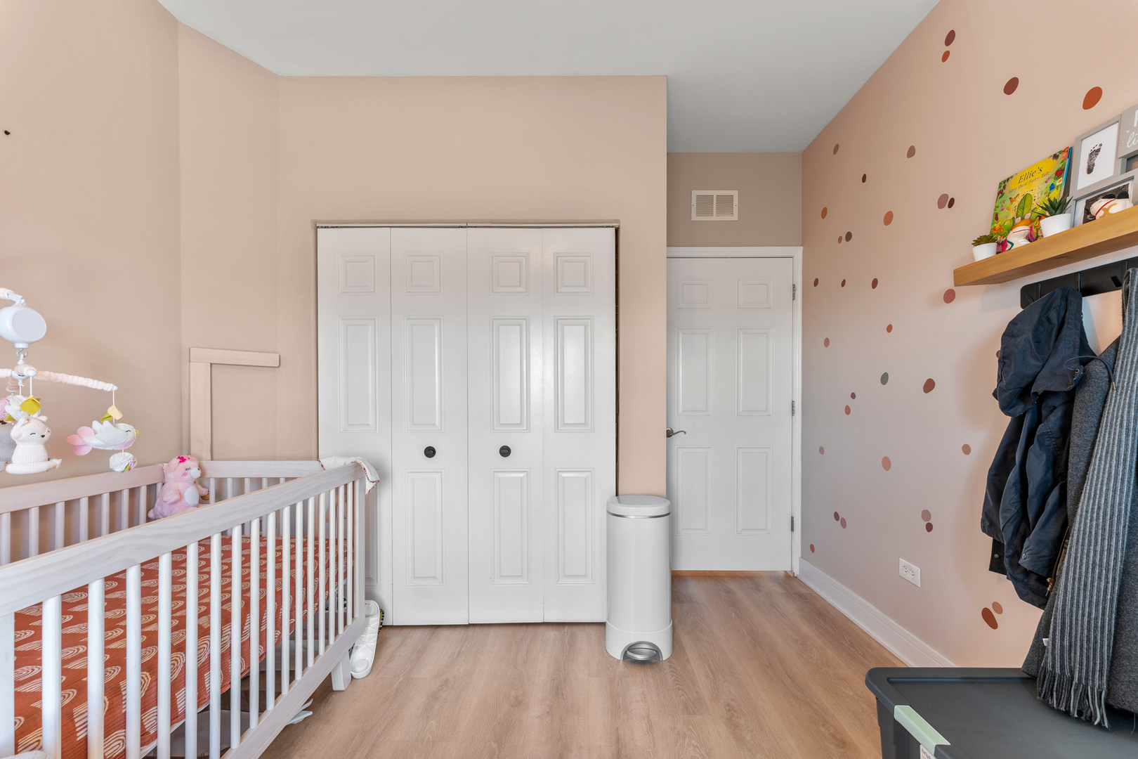 5300 N Lincoln Avenue #4B, Chicago, IL 60625