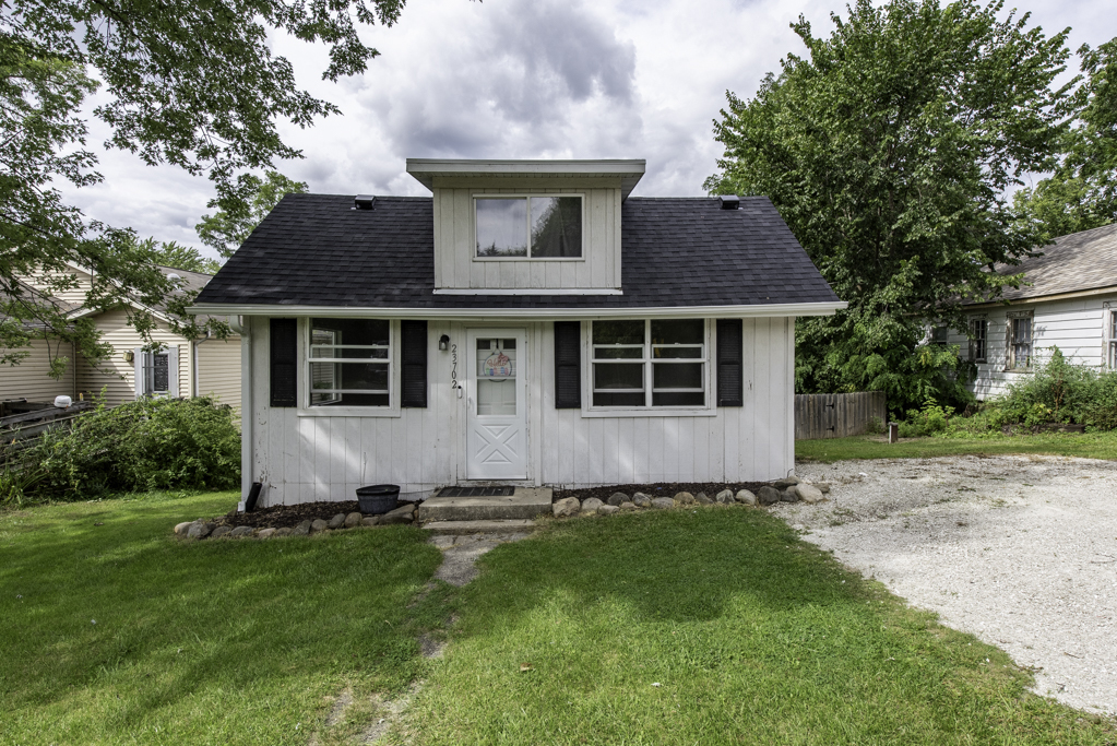 23702 82nd Place, Salem, WI 53168