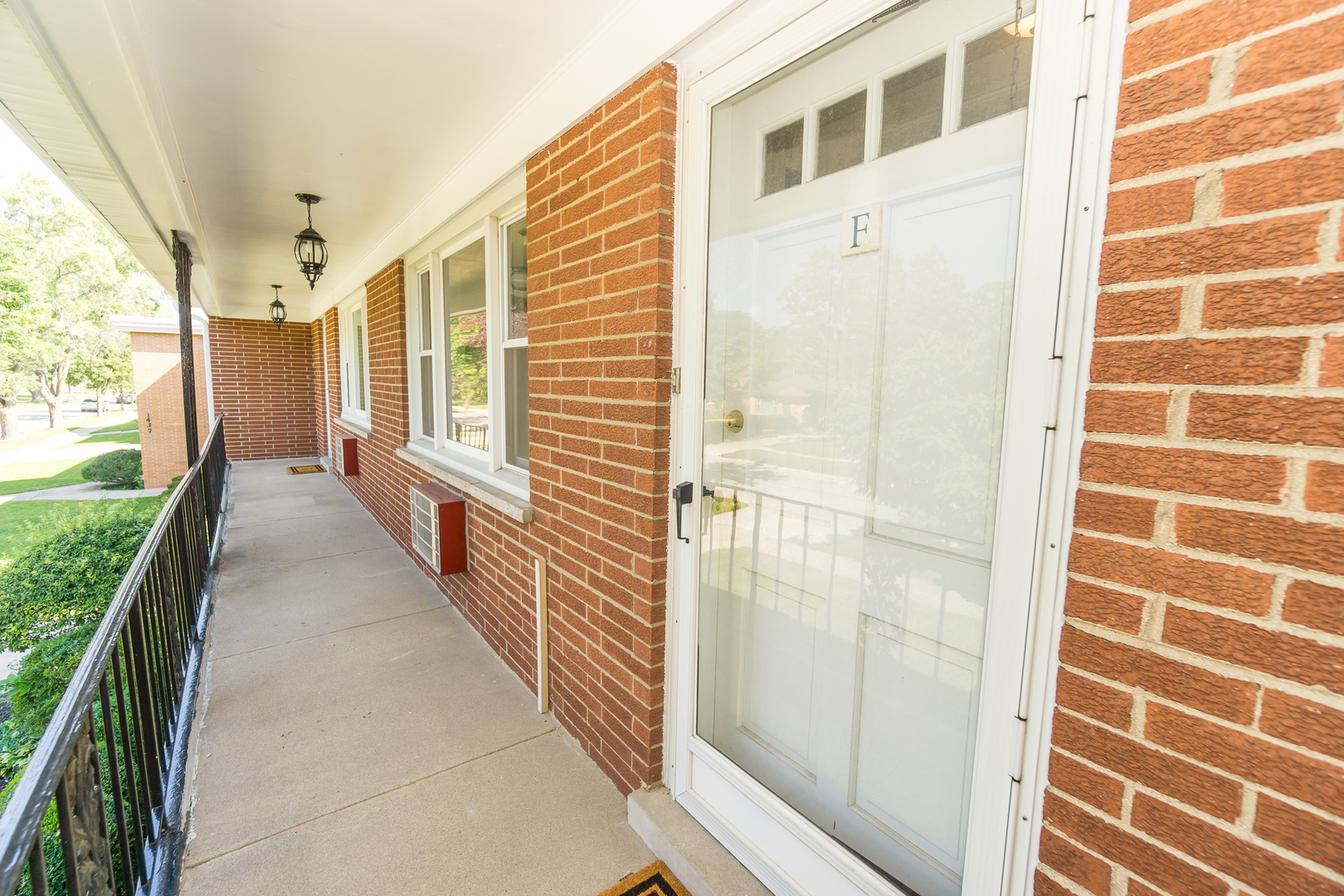 1427 Homestead Road #F, La Grange Park, IL 60526