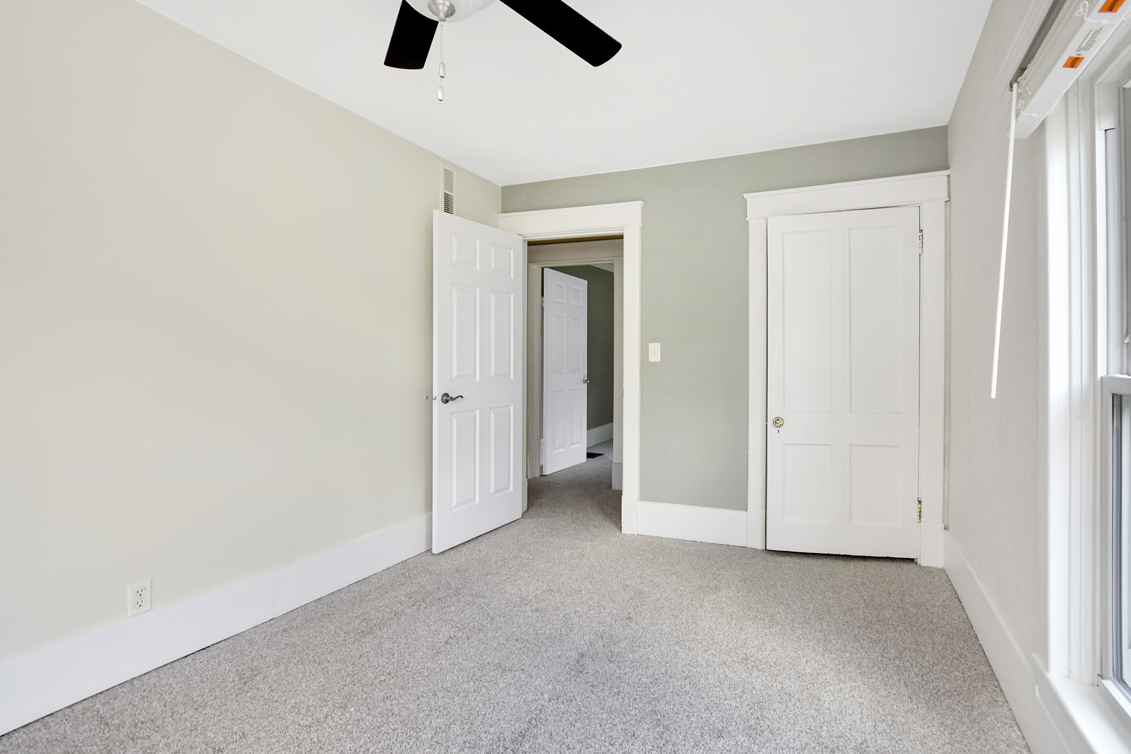 802 S Mercer Avenue, Bloomington, IL 61701