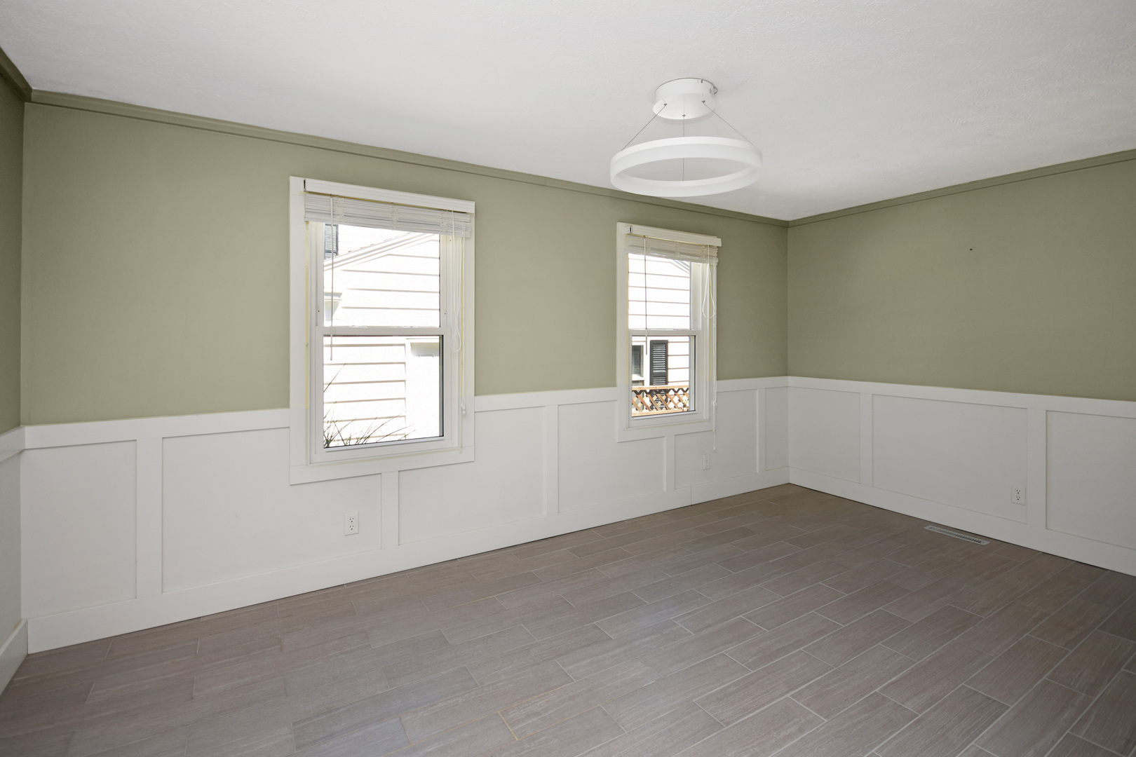 802 S Mercer Avenue, Bloomington, IL 61701