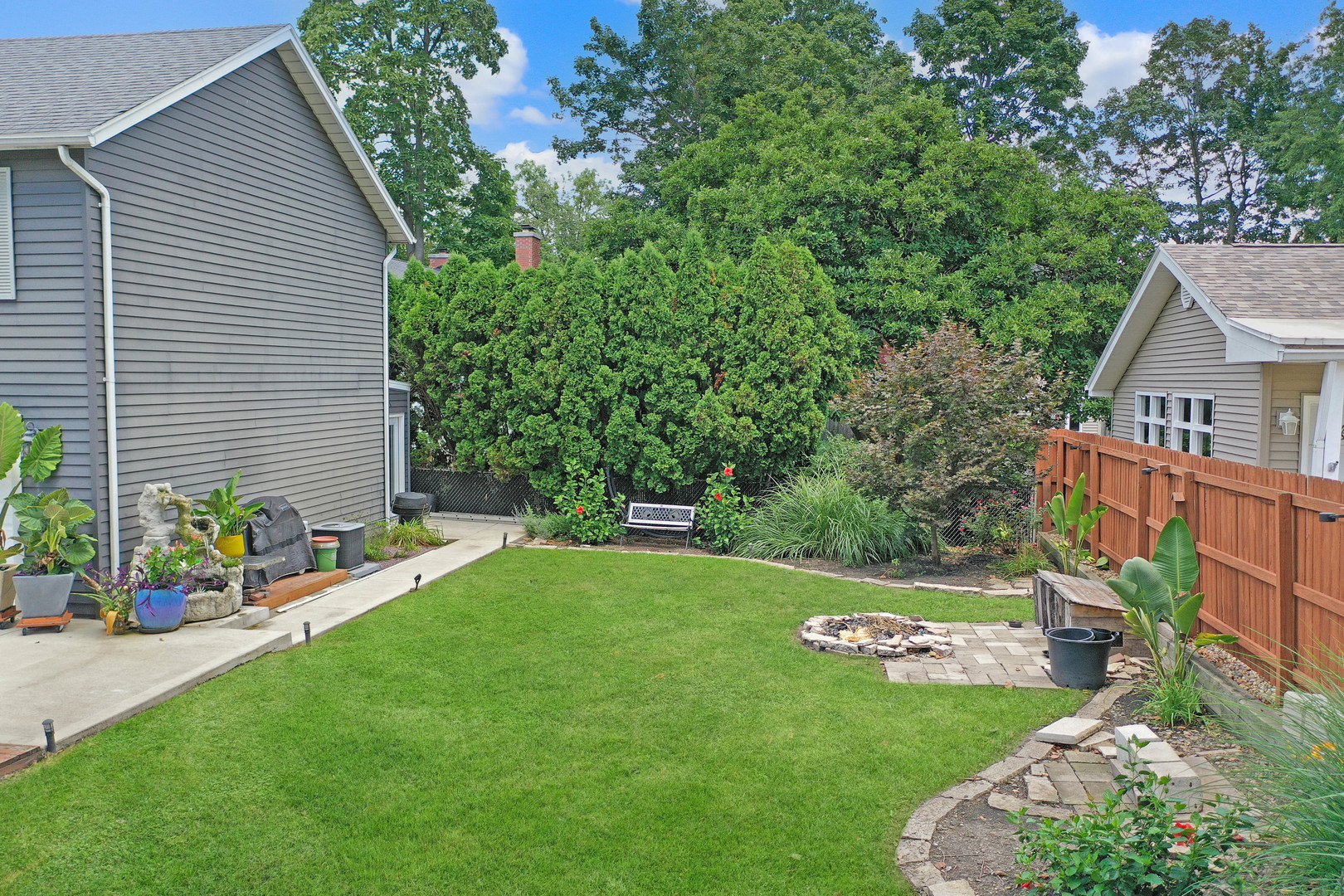 802 S Mercer Avenue, Bloomington, IL 61701