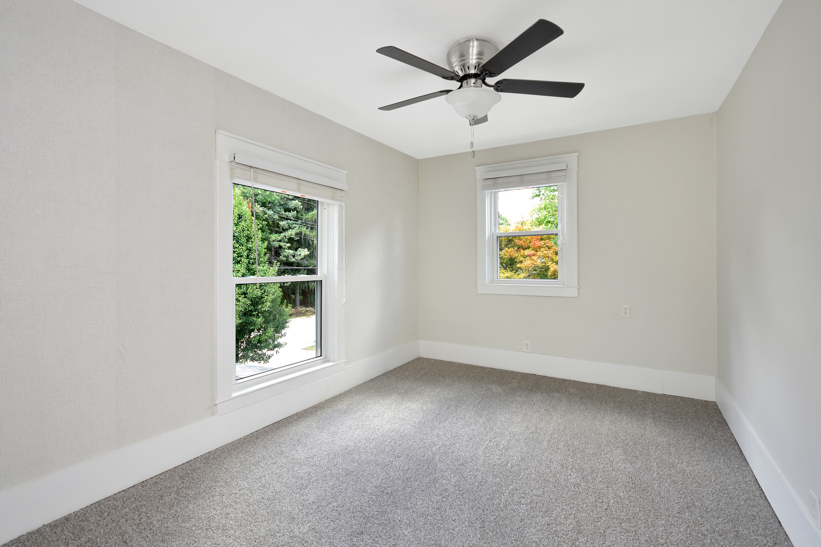 802 S Mercer Avenue, Bloomington, IL 61701