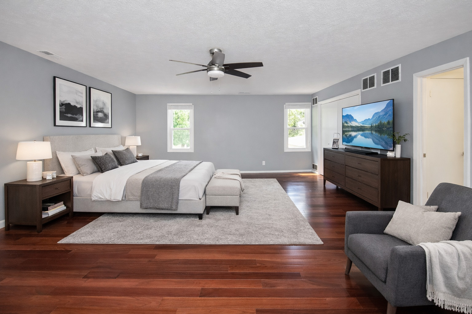 802 S Mercer Avenue, Bloomington, IL 61701