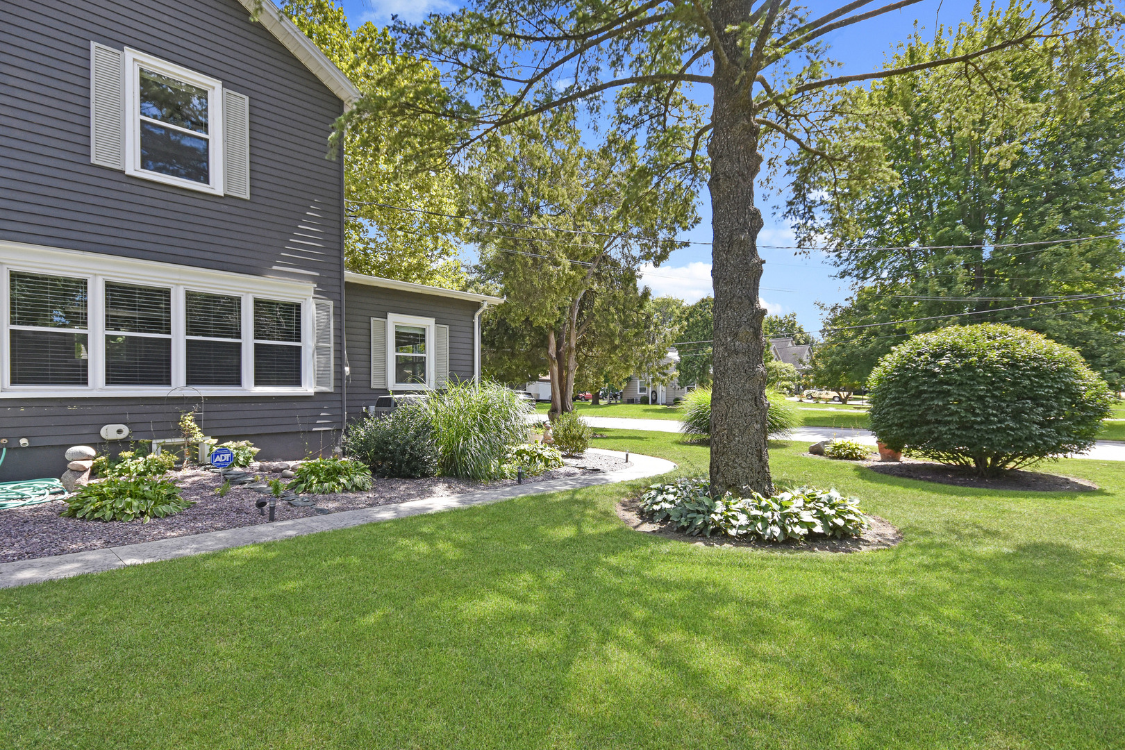 802 S Mercer Avenue, Bloomington, IL 61701