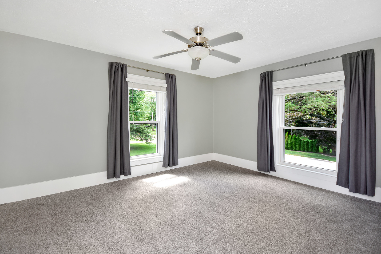 802 S Mercer Avenue, Bloomington, IL 61701