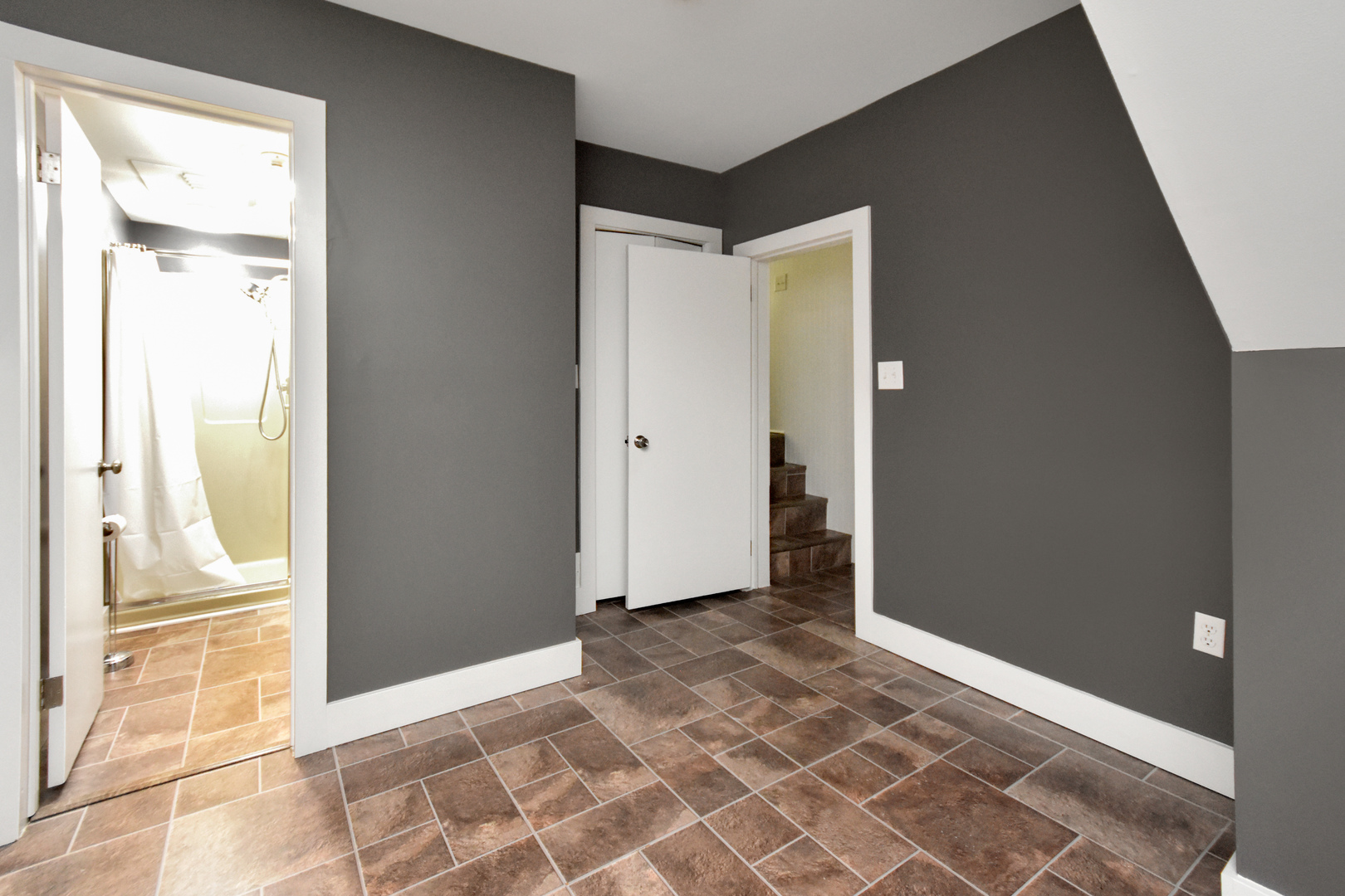 802 S Mercer Avenue, Bloomington, IL 61701