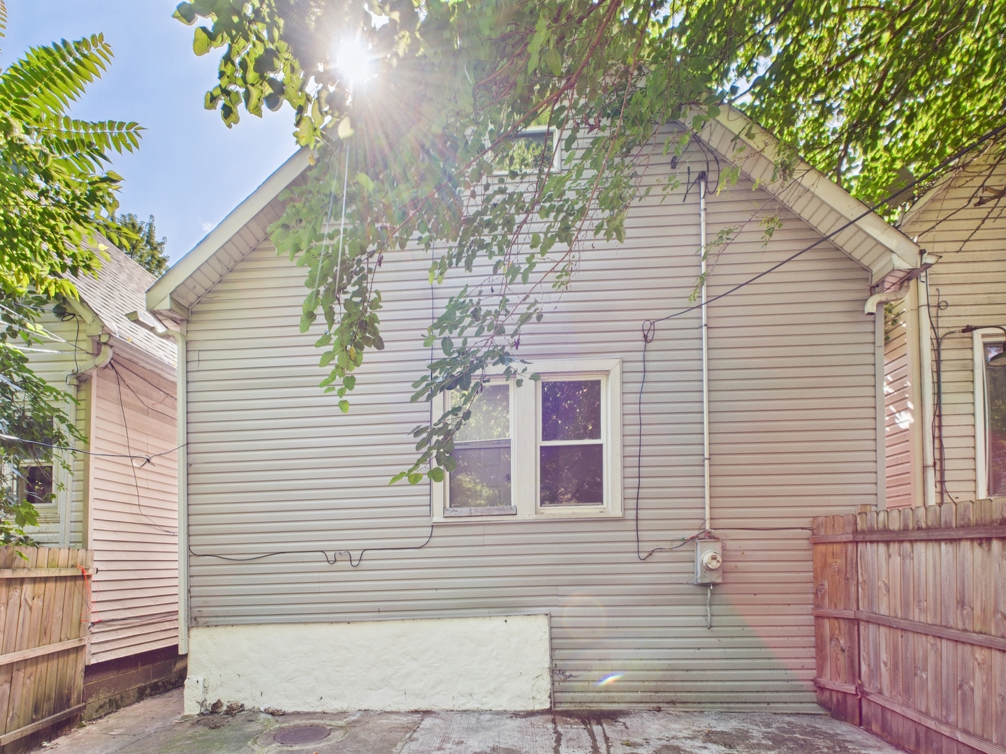 12337 S Wallace Street, Chicago, IL 60628