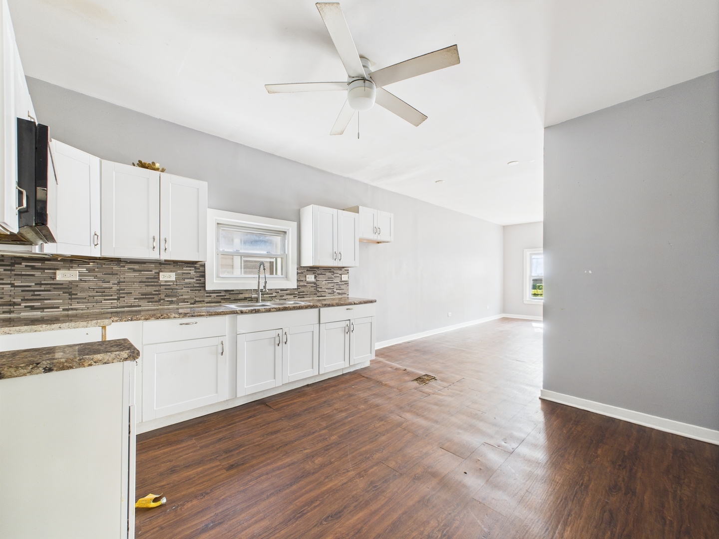 12337 S Wallace Street, Chicago, IL 60628
