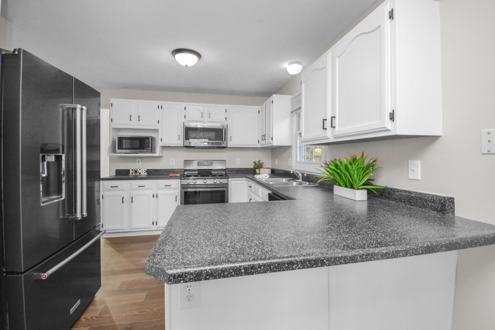 14 Hayloft Road, Bloomington, IL 61704