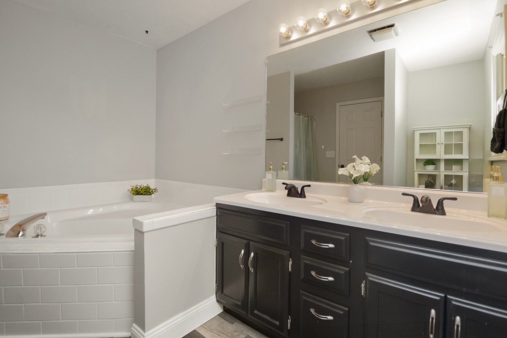 14 Hayloft Road, Bloomington, IL 61704