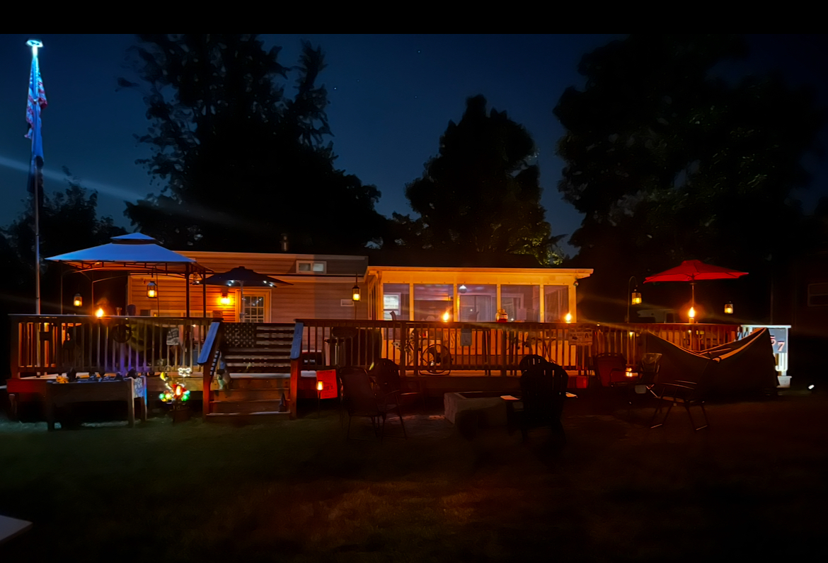 2795 E 28th St, Seneca, IL 61360