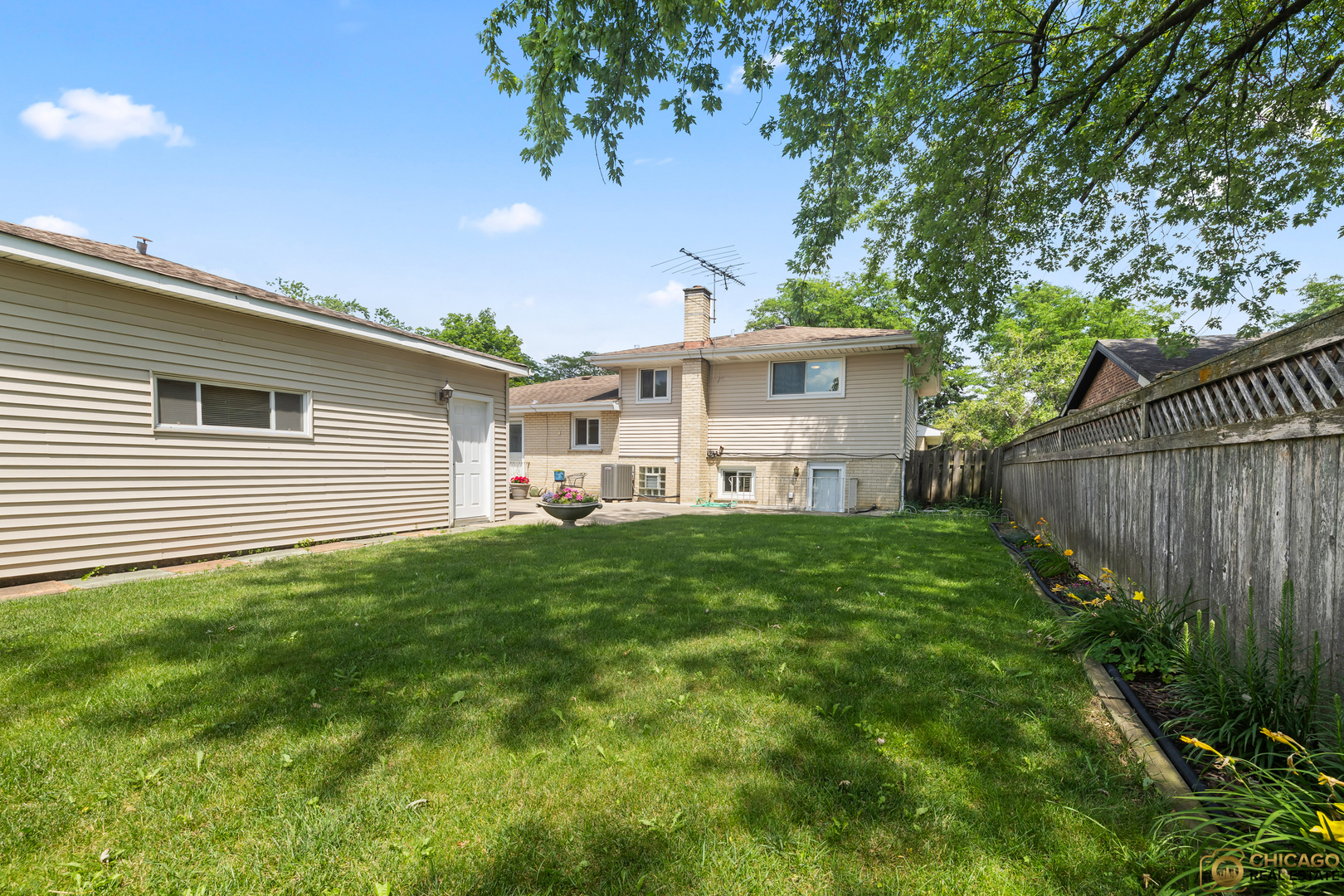 500 S Princeton Avenue, Itasca, IL 60143