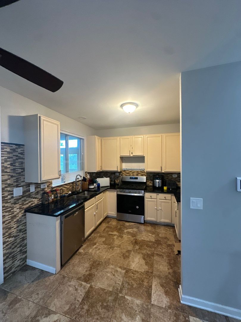 3133 Heritage Boulevard, Matteson, IL 60443