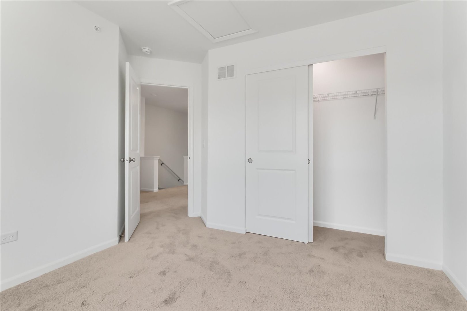 1486 Blaine Street, Des Plaines, IL 60018