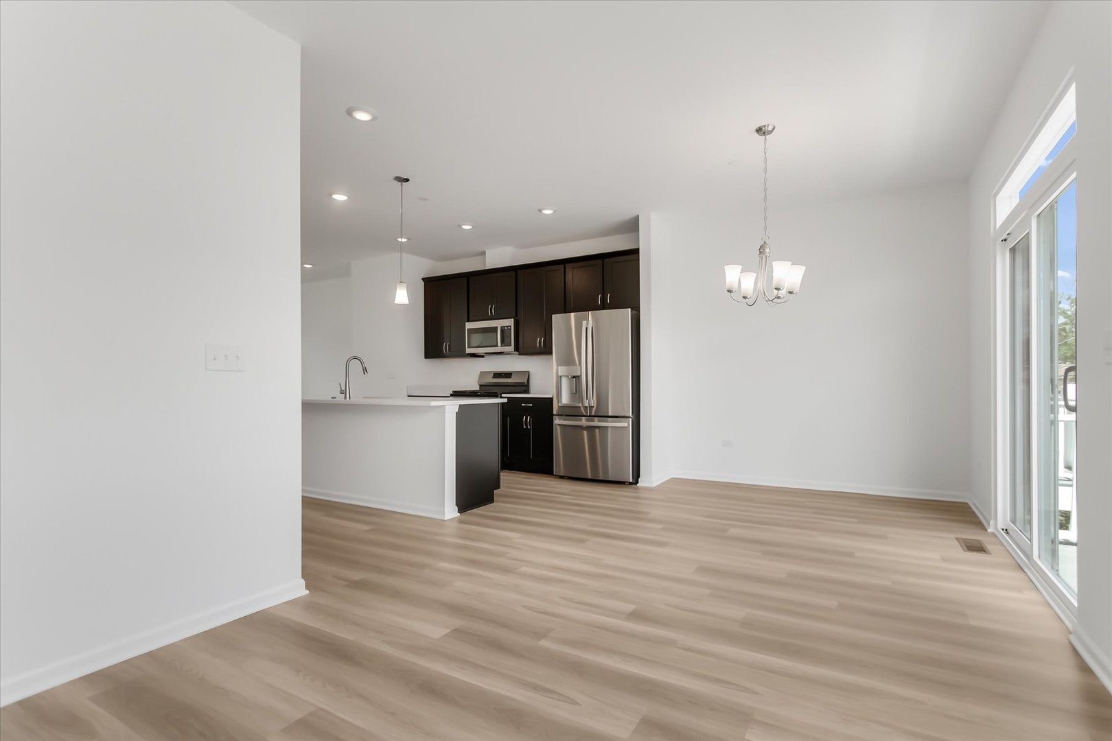 1486 Blaine Street, Des Plaines, IL 60018