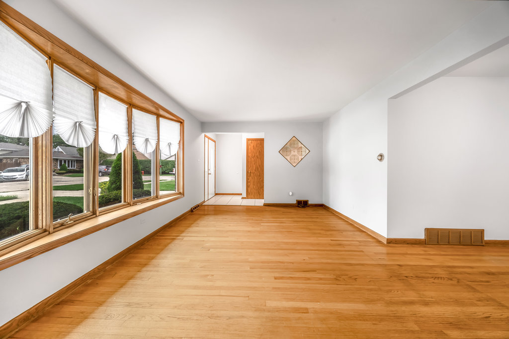 10636 S Christiana Avenue, Chicago, IL 60655