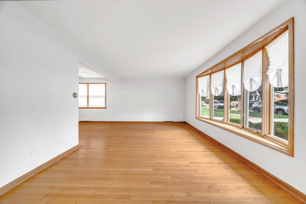 10636 S Christiana Avenue, Chicago, IL 60655