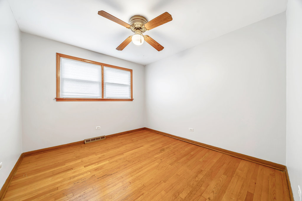 10636 S Christiana Avenue, Chicago, IL 60655