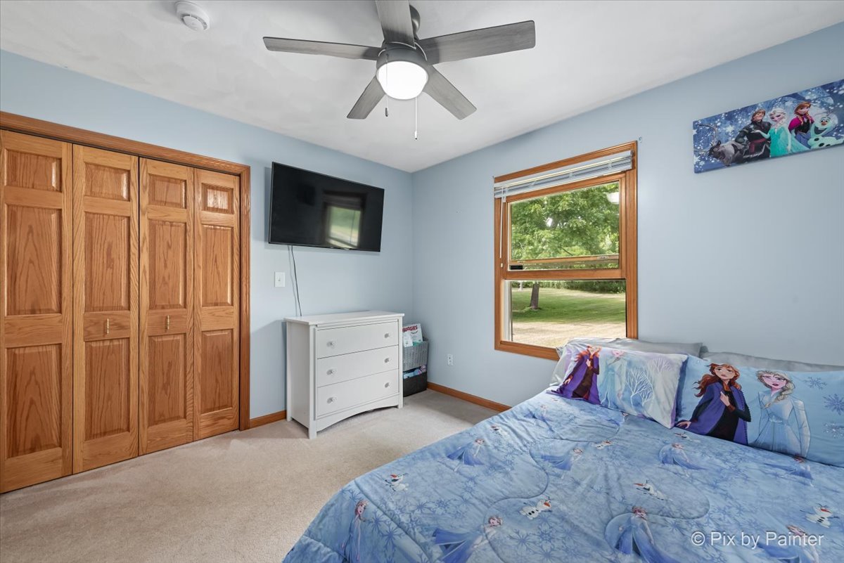 2614 33rd Street, Zion, IL 60099