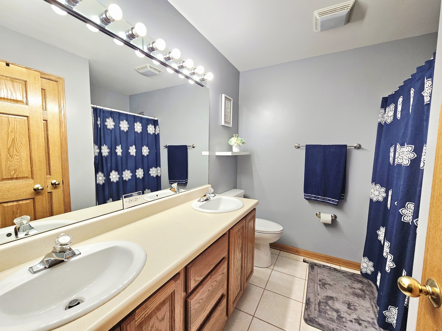 2614 33rd Street, Zion, IL 60099