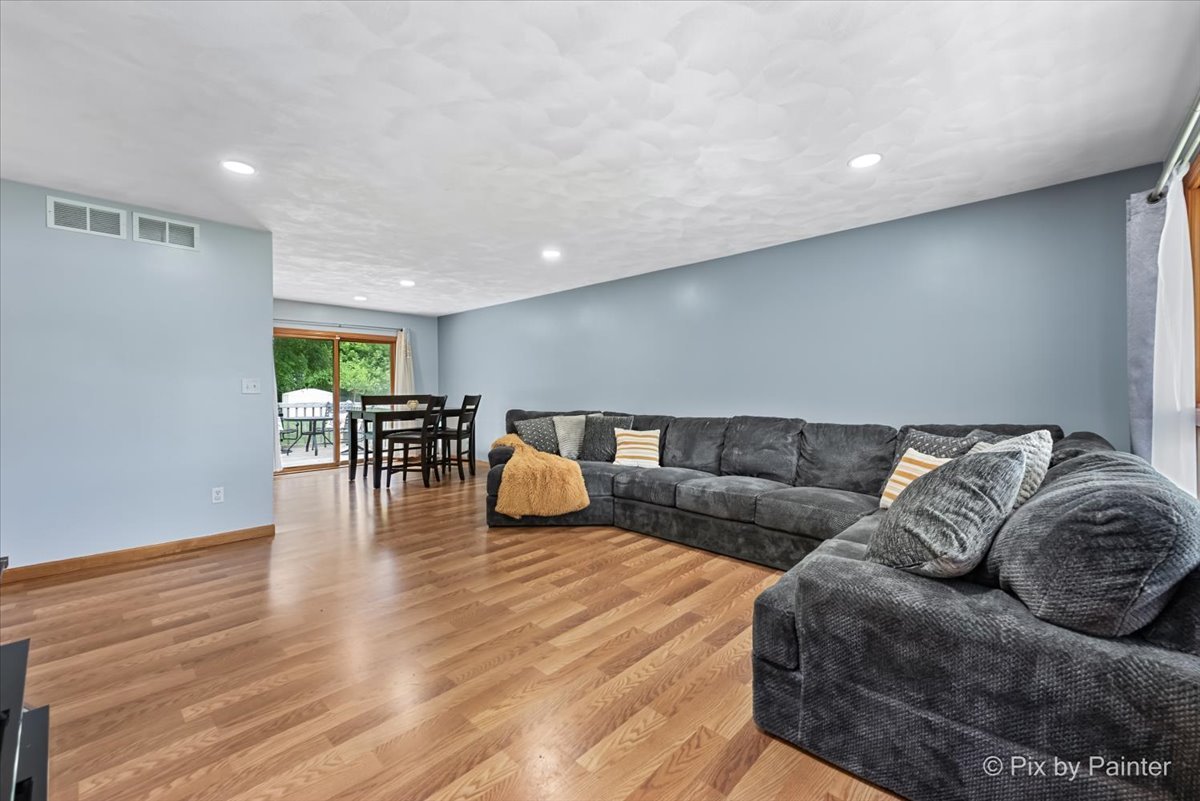 2614 33rd Street, Zion, IL 60099