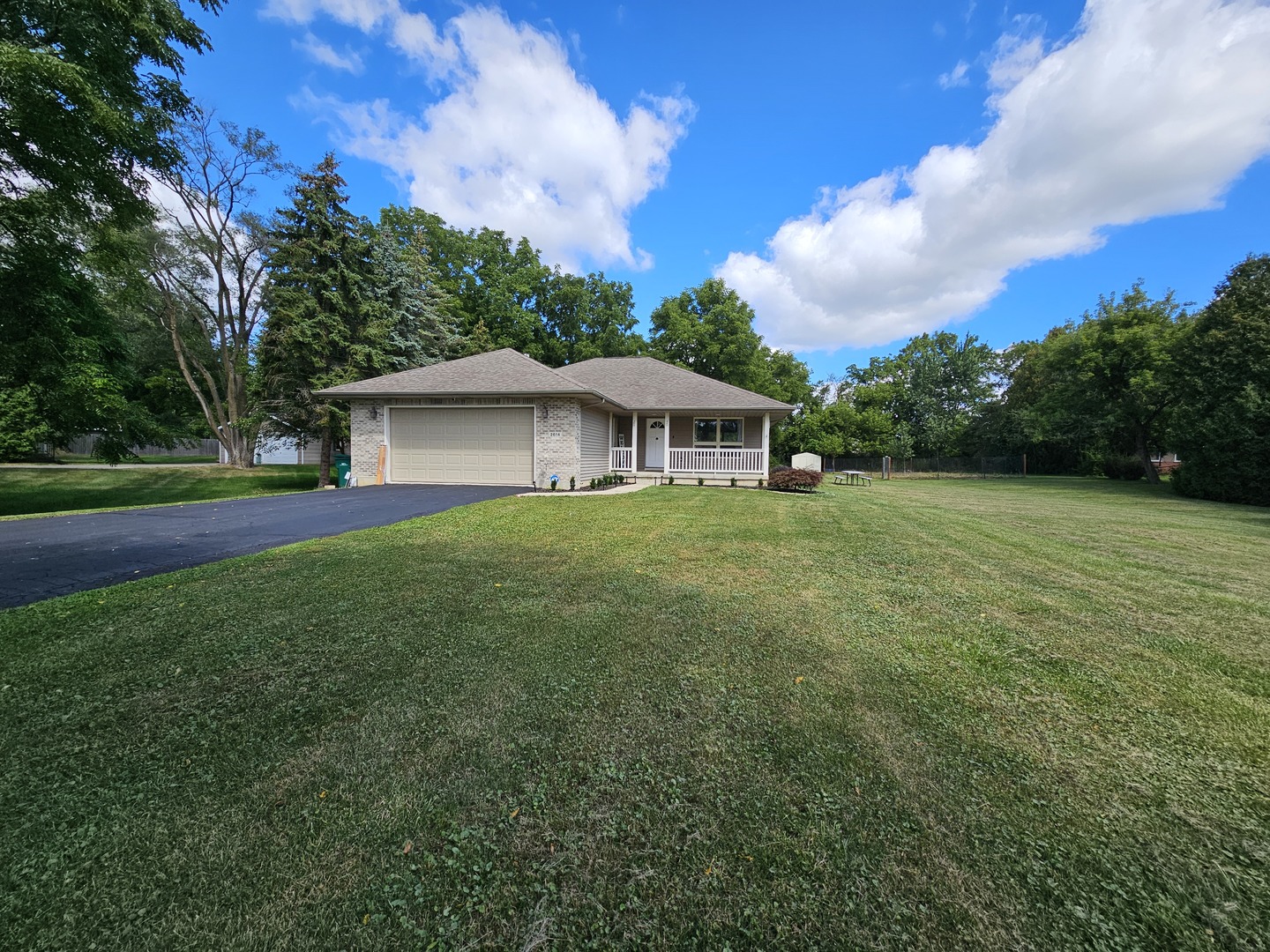 2614 33rd Street, Zion, IL 60099