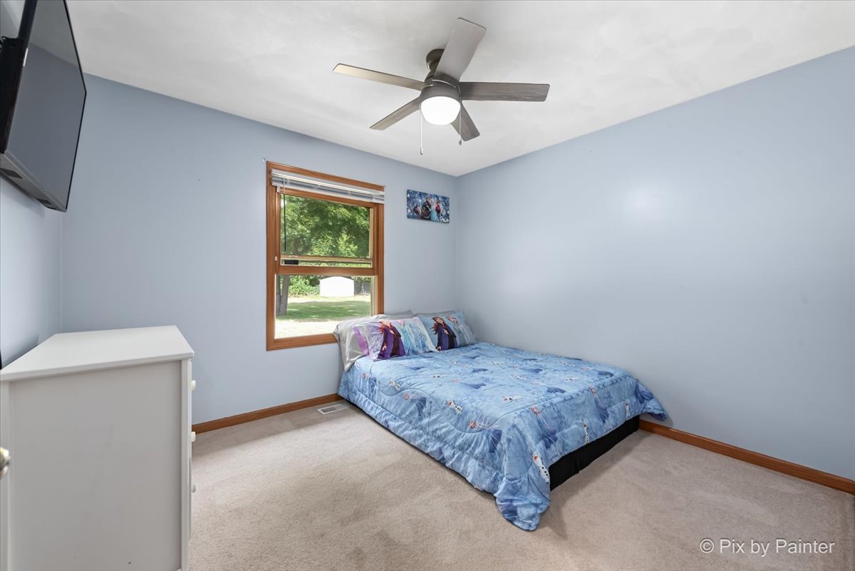 2614 33rd Street, Zion, IL 60099