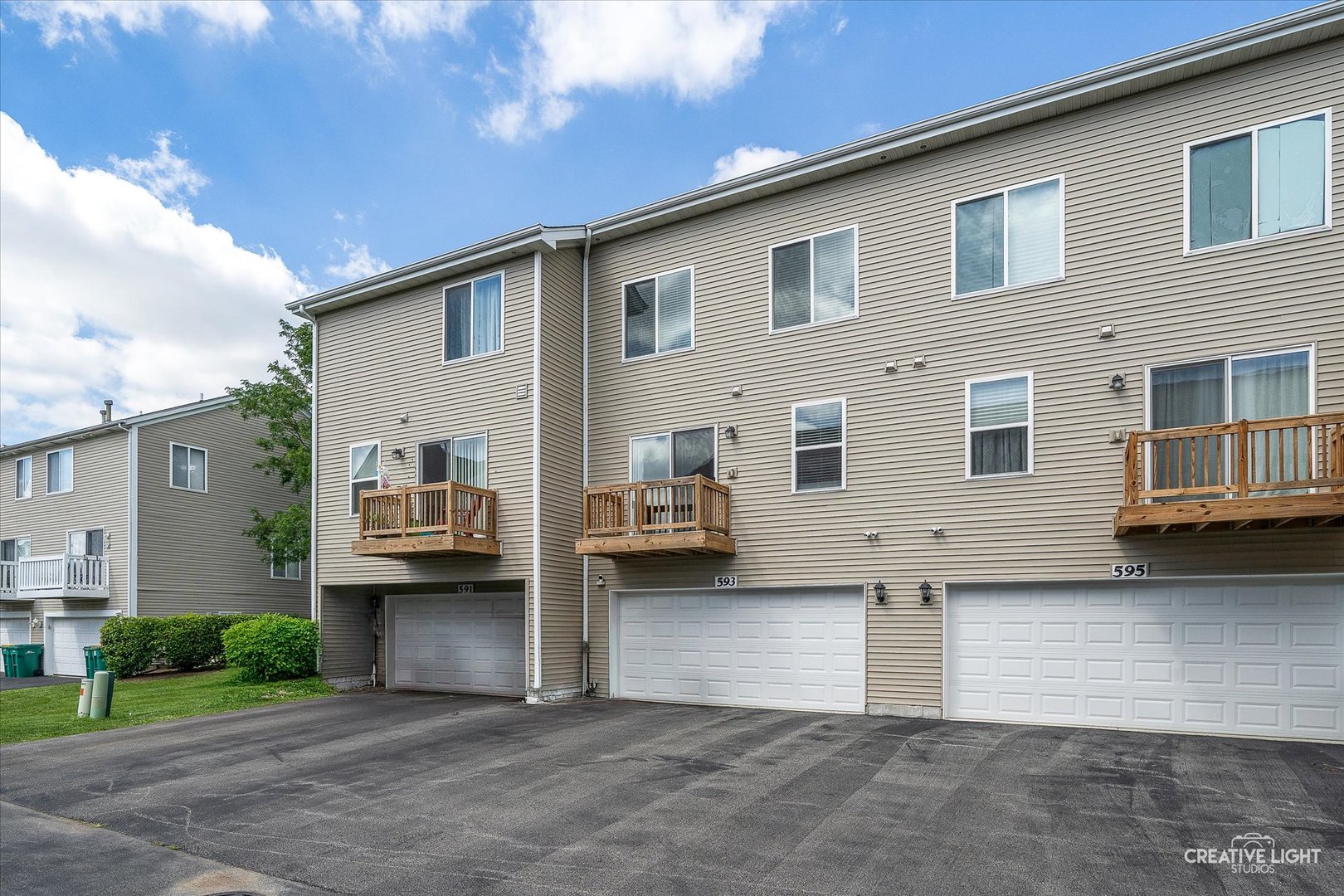 593 Spring Leaf Drive, Joliet, IL 60431