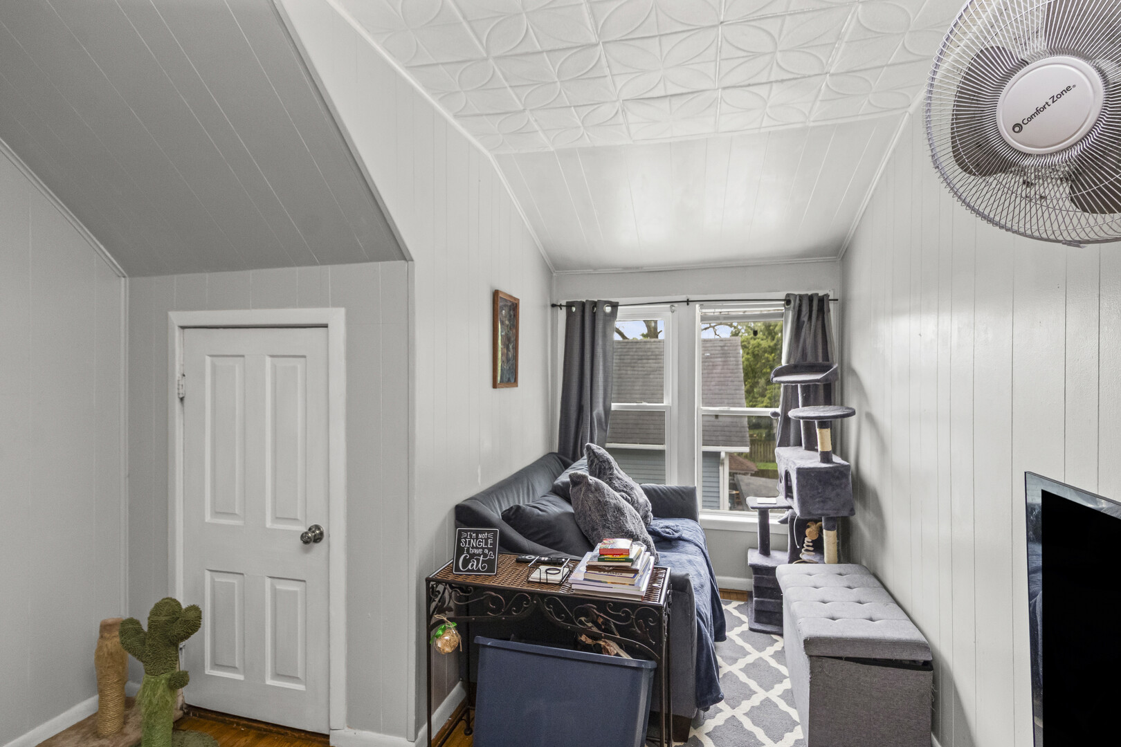 102 S Liberty Street #3, Elgin, IL 60120