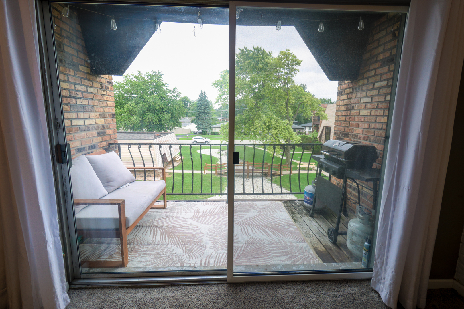 7314 Blackstone Avenue #30, Justice, IL 60458