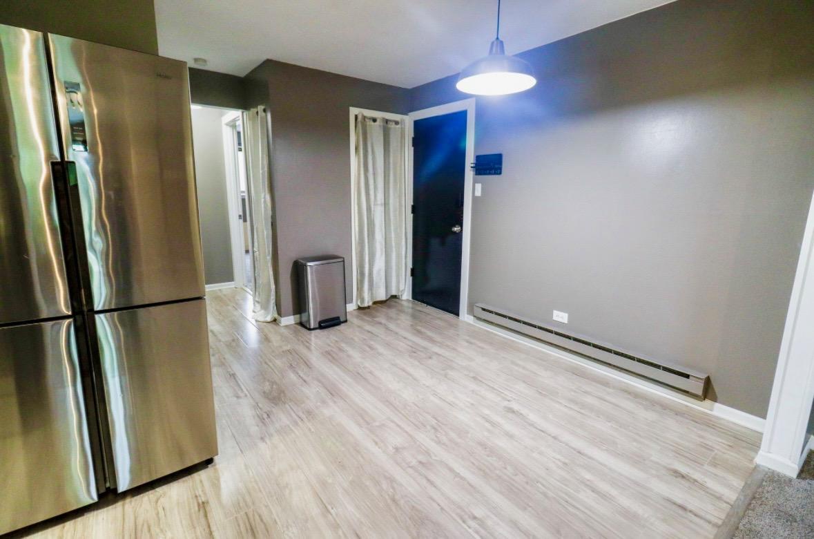 7314 Blackstone Avenue #30, Justice, IL 60458