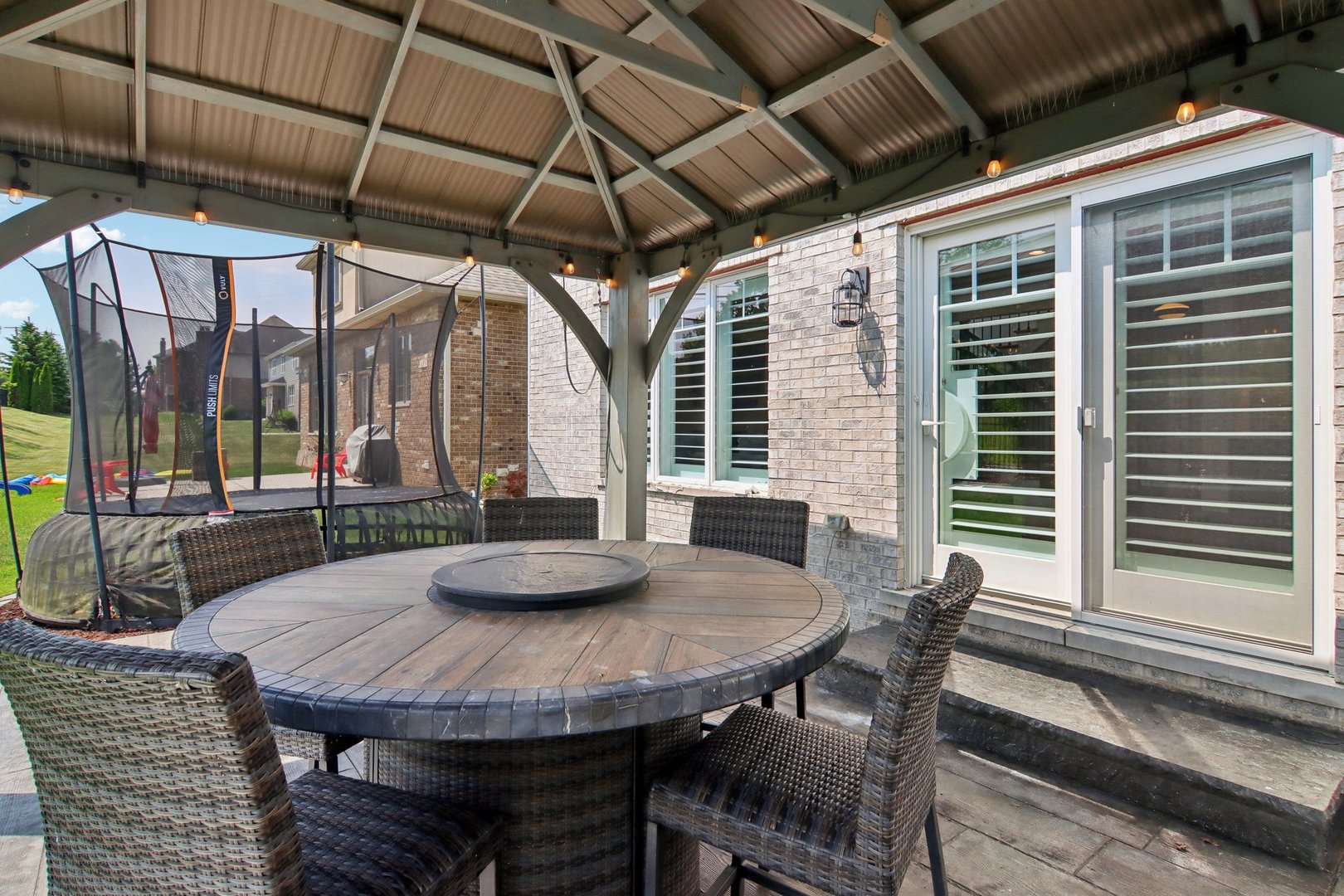 16829 Sheridans Trail, Orland Park, IL 60467