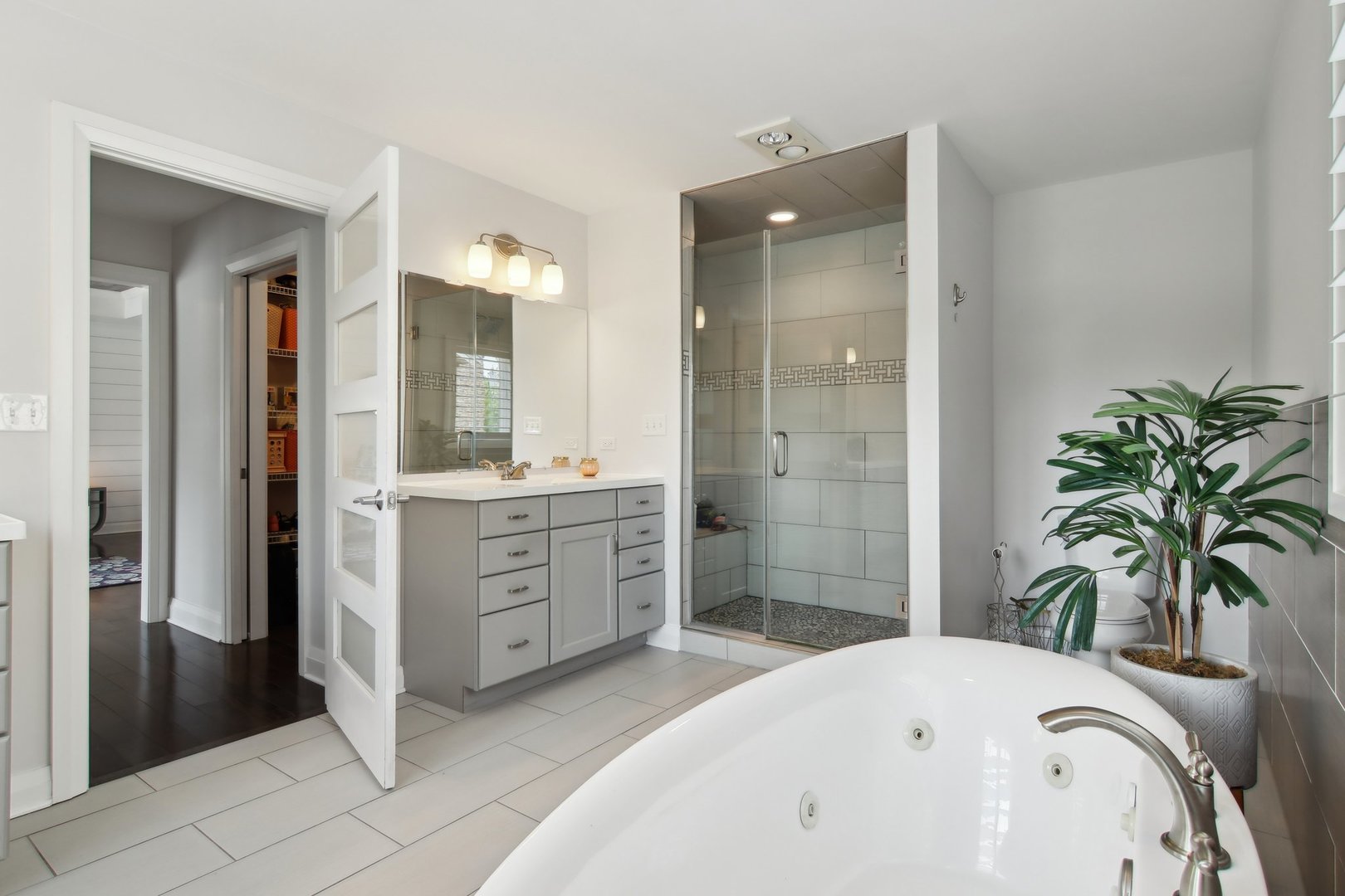 16829 Sheridans Trail, Orland Park, IL 60467